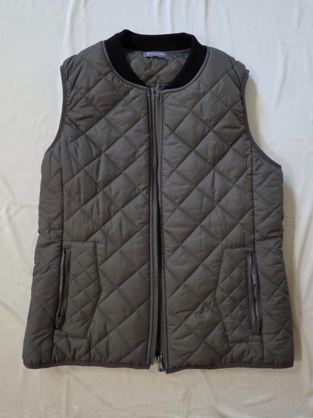 Fuinloth Charcoal Quilted Zip Vest | Size M | Ribbed Collar & Pockets
